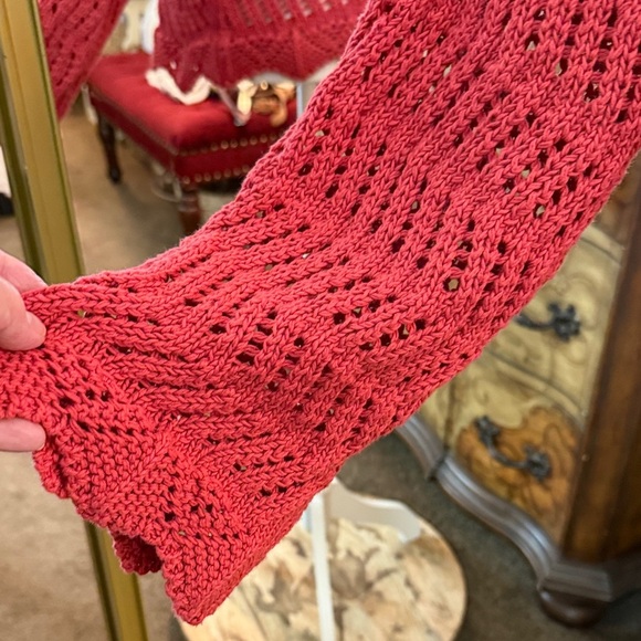 American Eagle Outfitters Red Open Knit V-Neck Sweater - Picture 5 of 10